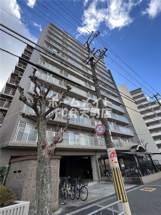 建物外観　落ち着いた雰囲気の外観です