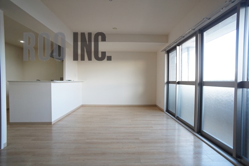 居室・リビング　写真は反転のお部屋です