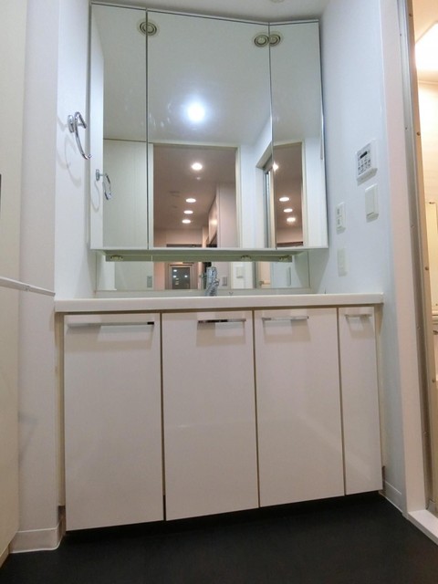洗面設備　【洗面化粧台】◇現状を優先と致します◇