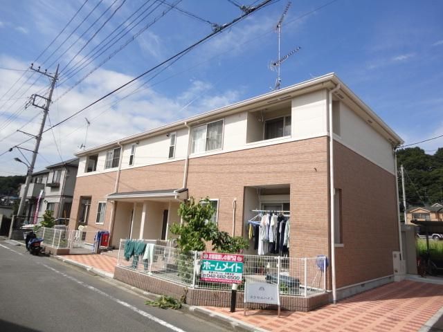 建物外観　☆１フロア２世帯で全部屋角部屋♪☆