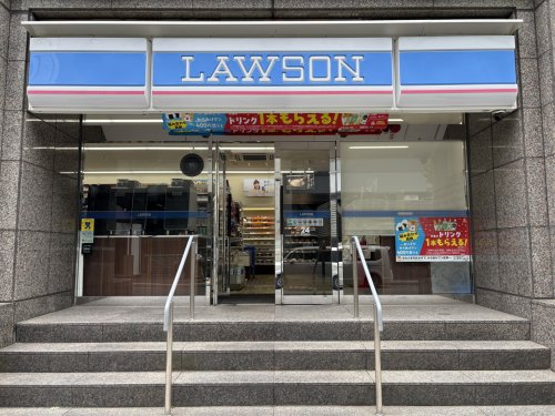コンビニ　ローソン 横浜山下町店（コンビニ）まで96m