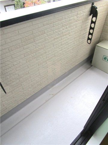 バルコニー　お洗濯にも便利なバルコニー付き