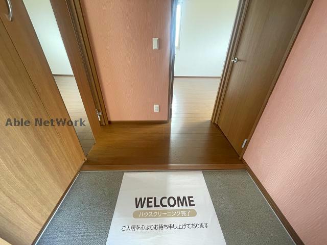 玄関　※同物件、別部屋の写真です