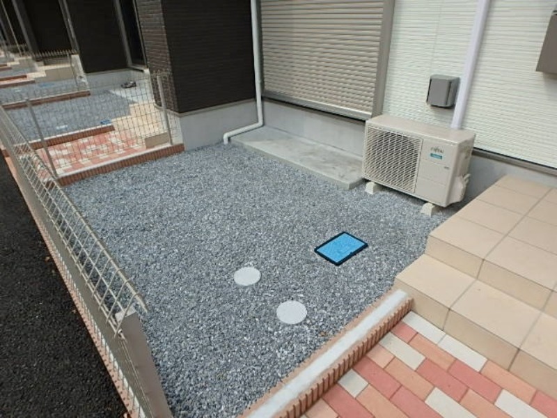 庭　図面と現状に相違がある場合には現状を優先