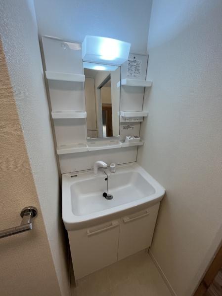 洗面設備　シャンプードレッサー付