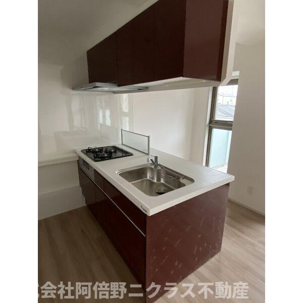キッチン　内装は別部屋の参考写真です。
