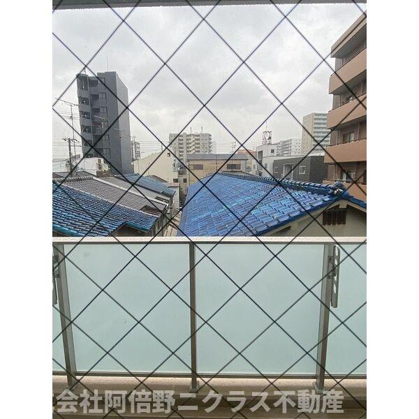 バルコニー　内装は別部屋の参考写真です。