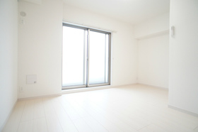 居室・リビング　【清潔感のあるきれいな内装です♪】