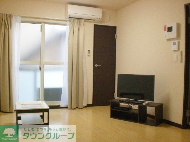 居室・リビング　部屋毎に間取りが異なる場合がございます。