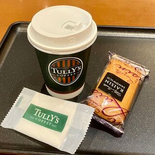 飲食店　タリーズコーヒー 六本木3丁目ナナナリア店（飲食店）まで151m