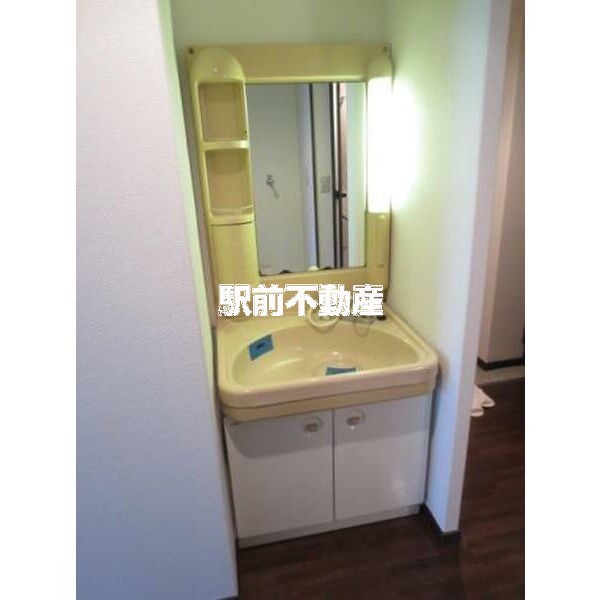 洗面設備　写真は別部屋