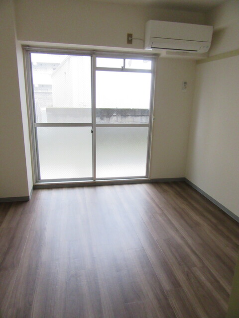 居室・リビング　★南向きのお部屋です★