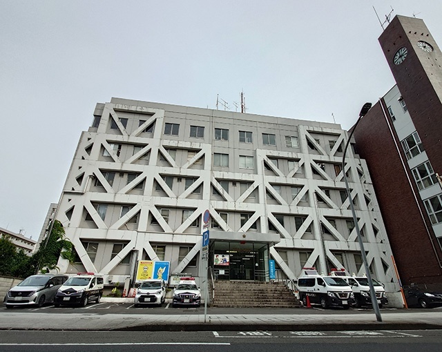 警察署・交番　伊勢佐木警察署（警察署・交番）まで401m