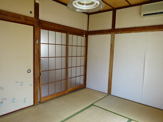 田中荘の居間写真