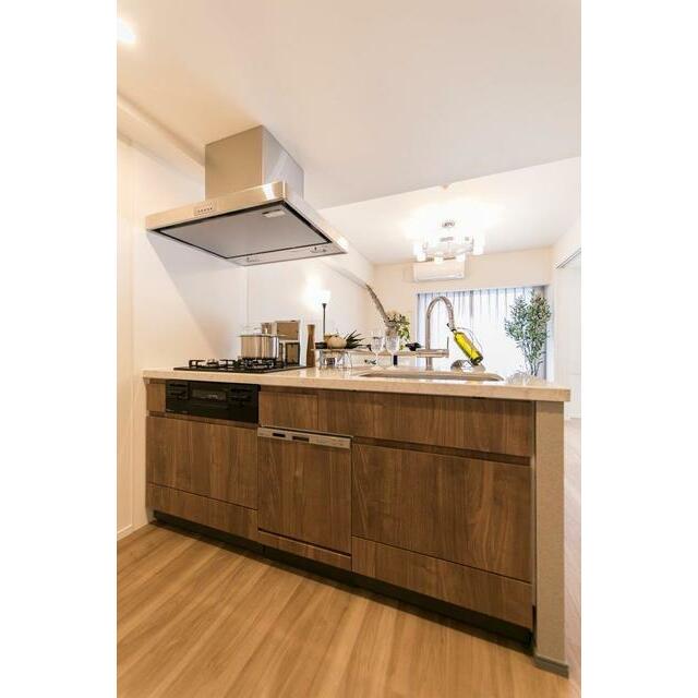 キッチン　※写真は同タイプ住戸です。