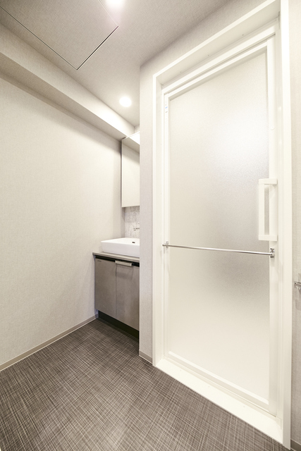 洗面設備　※写真は同タイプ住戸です。