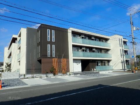 建物外観　外観写真（昼）