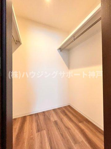 ワコーレヴィアーノ垂水城が山 猫の家の内装写真