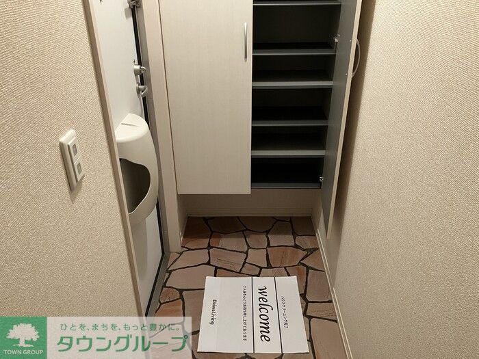 玄関　お問合せはタウンハウジングまで！※現地待合わせ相談可能