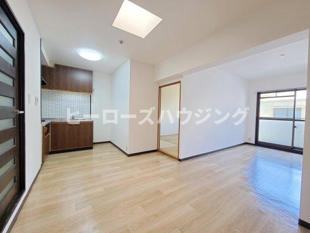 居室・リビング　※同タイプの写真となり、実際のお部屋とは異なる場合があります