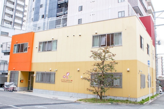 幼稚園・保育園　さくらさくみらい元町（幼稚園・保育園）まで433m