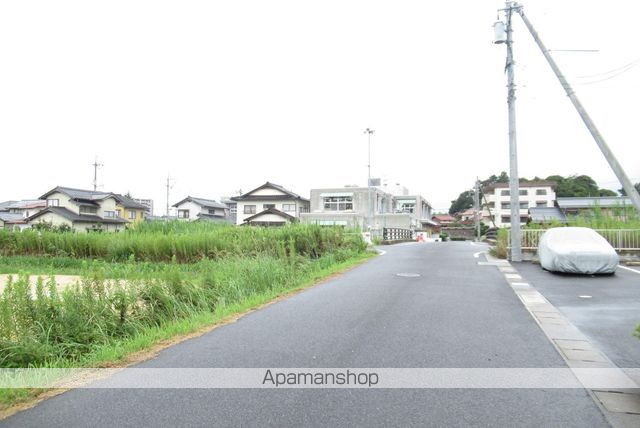 その他　前面道路（その他）まで10m