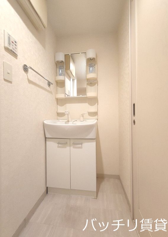 洗面設備　別号室イメージの為、現状を優先致します