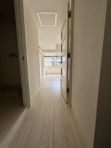バルコニー　※別部屋の参考画像です