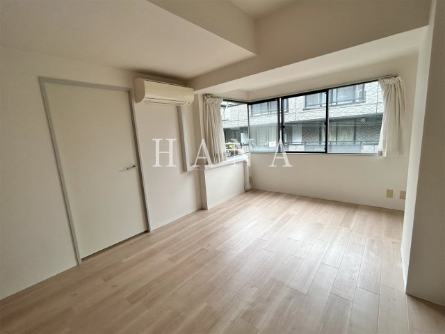 居室・リビング　※別部屋の参考画像です
