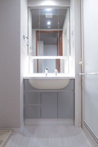 洗面設備　☆嬉しい独立洗面台☆