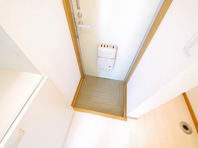玄関　シンプルで使いやすい玄関です