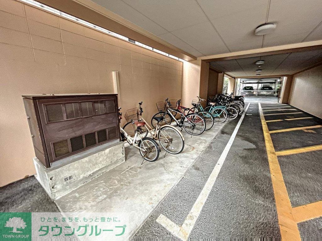 駐車場　駐車場