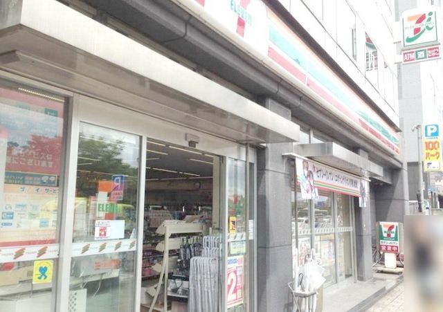 コンビニ　セブンイレブン中央区福岡大濠公園駅前店（コンビニ）まで393m