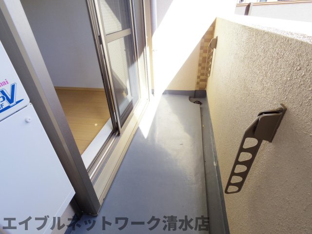 バルコニー　陽当たり良好なバルコニーです