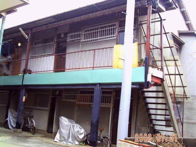 建物外観　閑静な住宅街