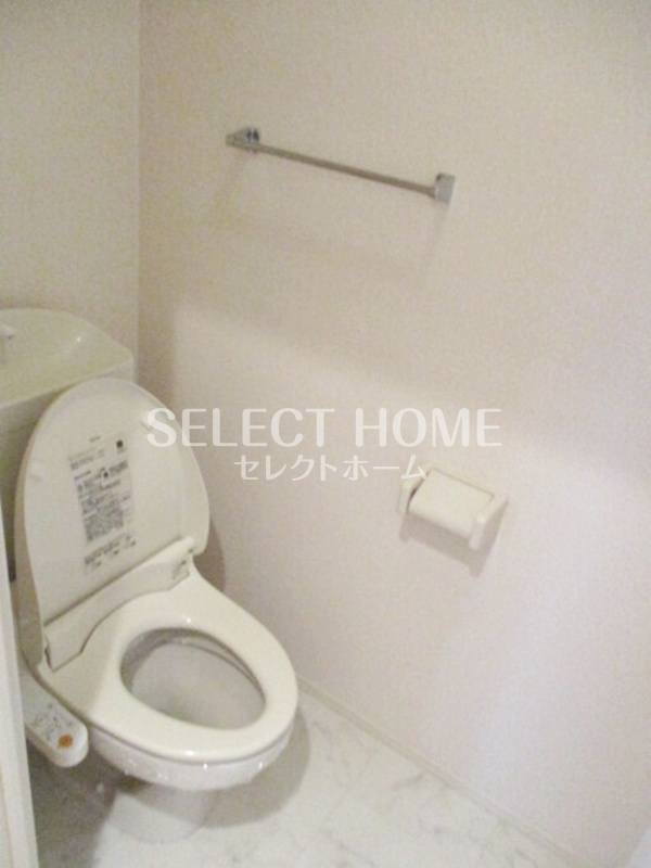 トイレ　トイレもきれいです