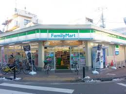 コンビニ　ファミリーマート 練馬富士見台店（コンビニ）まで397m