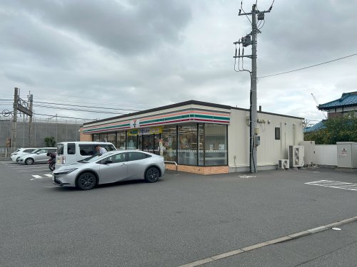 コンビニ　セブンイレブン 柏豊住3丁目店（コンビニ）まで436m
