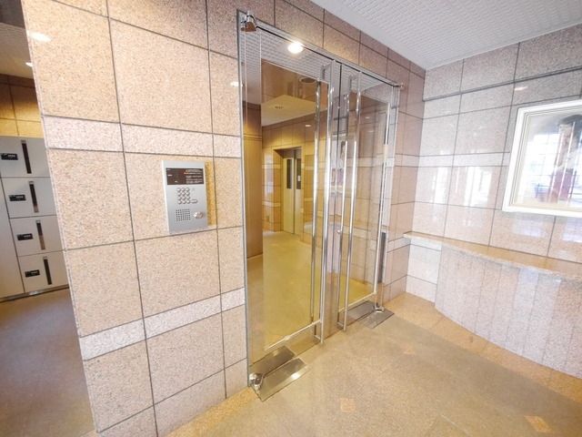 エントランス　★タウンハウジング溝の口店★