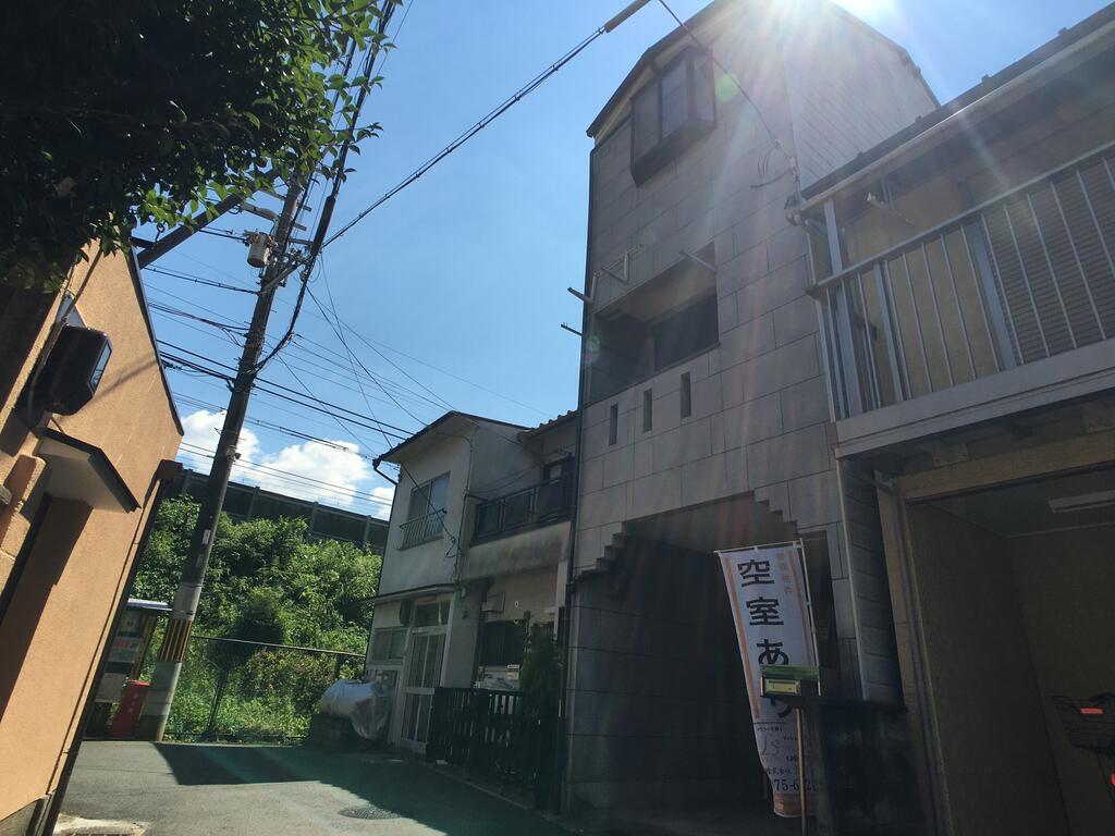 上野寺井町貸家