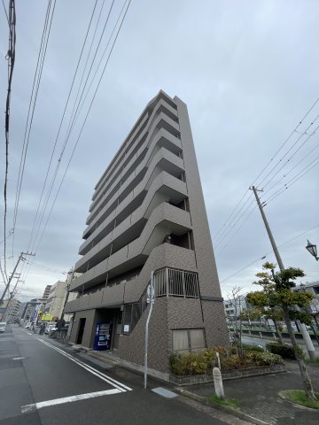 地下鉄海岸線 中央市場前駅 徒歩6分 9階建 築23年の外観写真