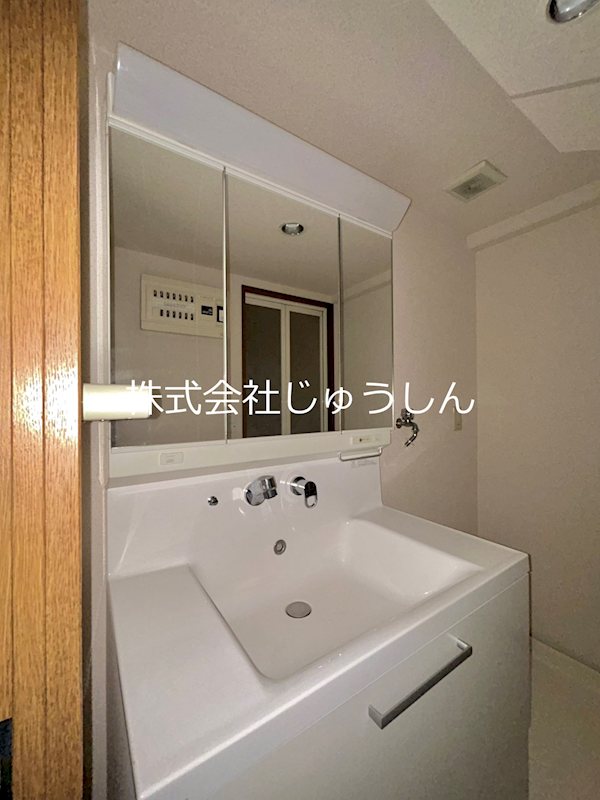 洗面設備　※同タイプ部屋参照