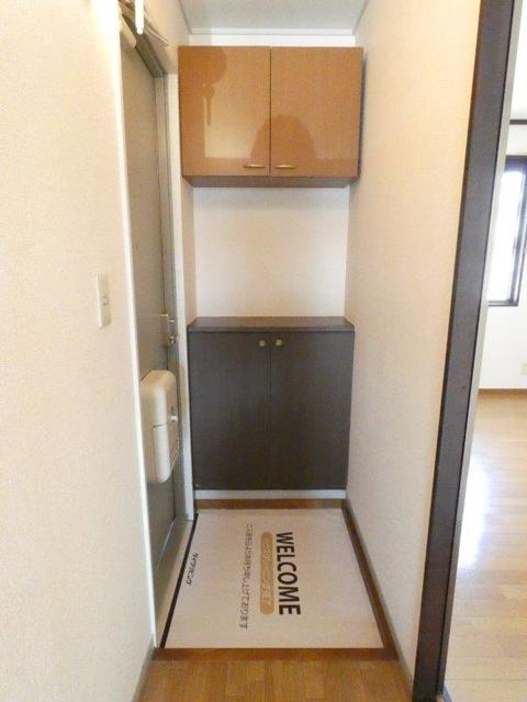 玄関　図面と現状に相違がある場合には現状を優先