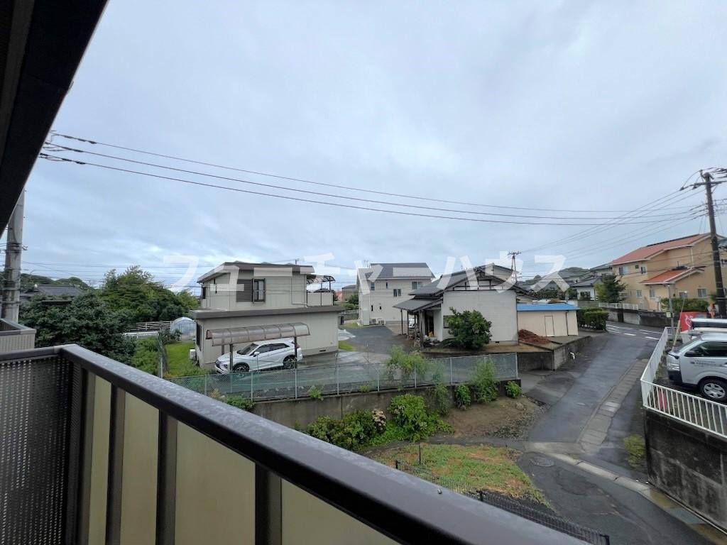 バルコニー　※202号室の画像です