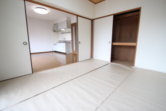 収納　※他号室の写真です。
