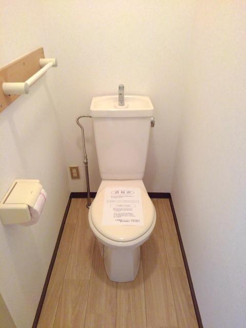 プラドール中橋のトイレ写真