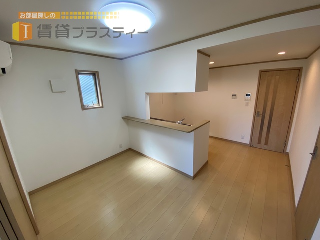 居室・リビング　カウンターキッチンのある暮らし。