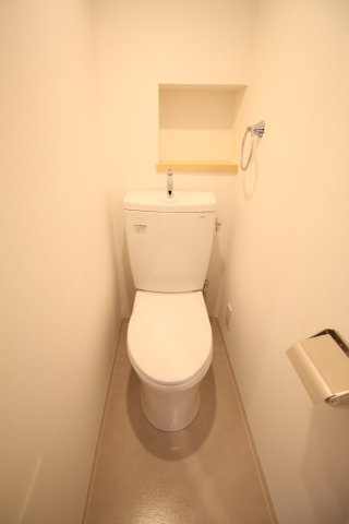 トイレ　（別タイプ参考写真）ベイ・アルファ上富士　文京区本駒込5