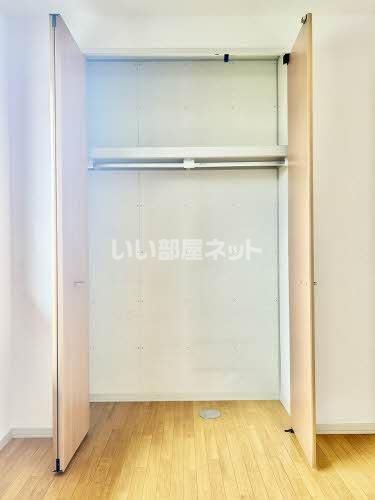 ＪＲ山陽本線 西条駅 バス乗車時間：11分 最寄りバス停で下車 徒歩3分 2階建 築28年の内装写真