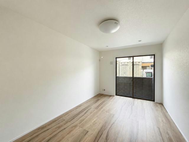 居室・リビング　※別部屋写真